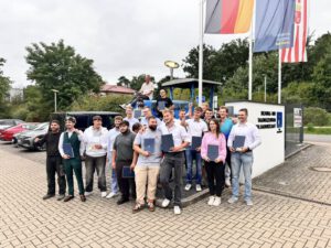 19 Männer eine Frau Freisprechung der Straßenbauer in Wedemark-Mellendorf